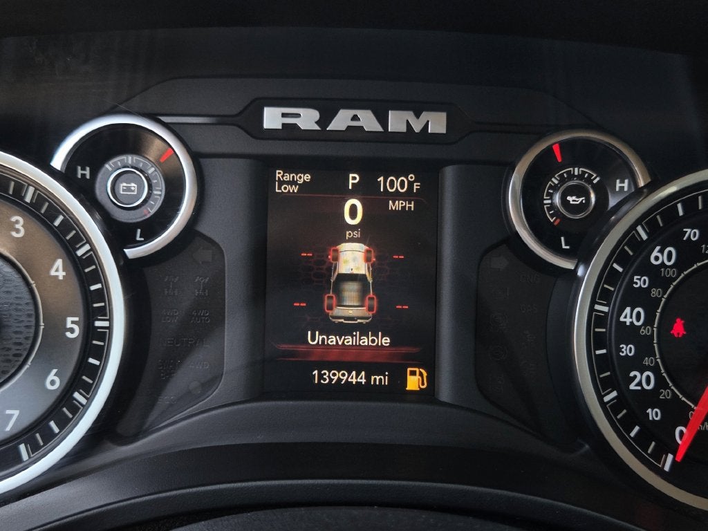 2019 RAM 1500 Big Horn/Lone Star Quad Cab 4x4 6'4" Box