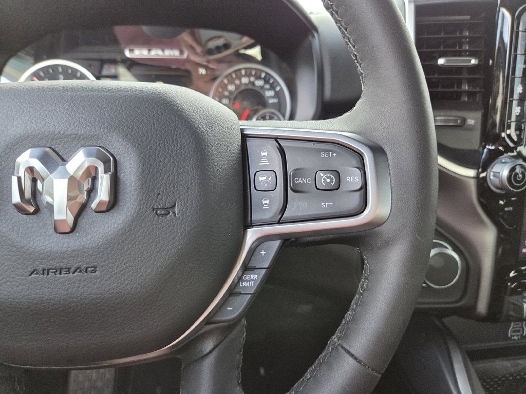 2026 RAM 1500 Big Horn Crew Cab 4x4 5'7" Box