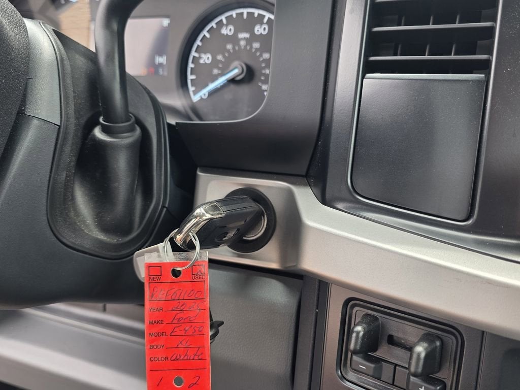2024 Ford Super Duty F-450 DRW XL