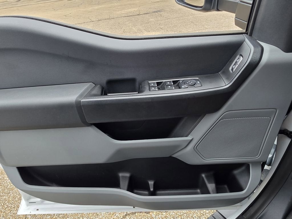 2024 Ford Super Duty F-450 DRW XL