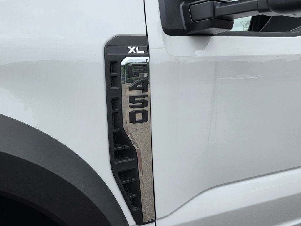2024 Ford Super Duty F-450 DRW XL