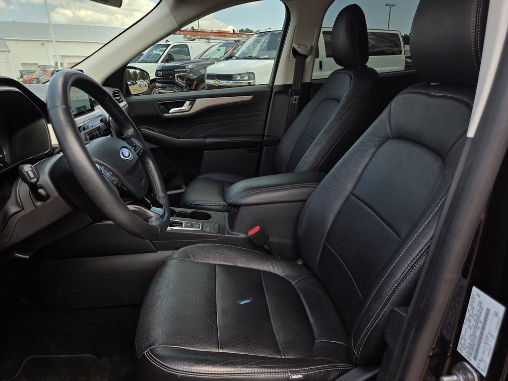 2021 Ford Escape SE Hybrid