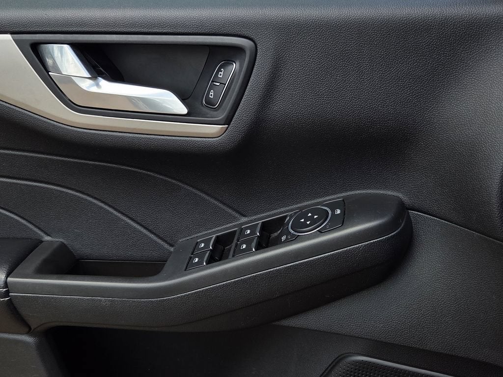 2021 Ford Escape SE Hybrid