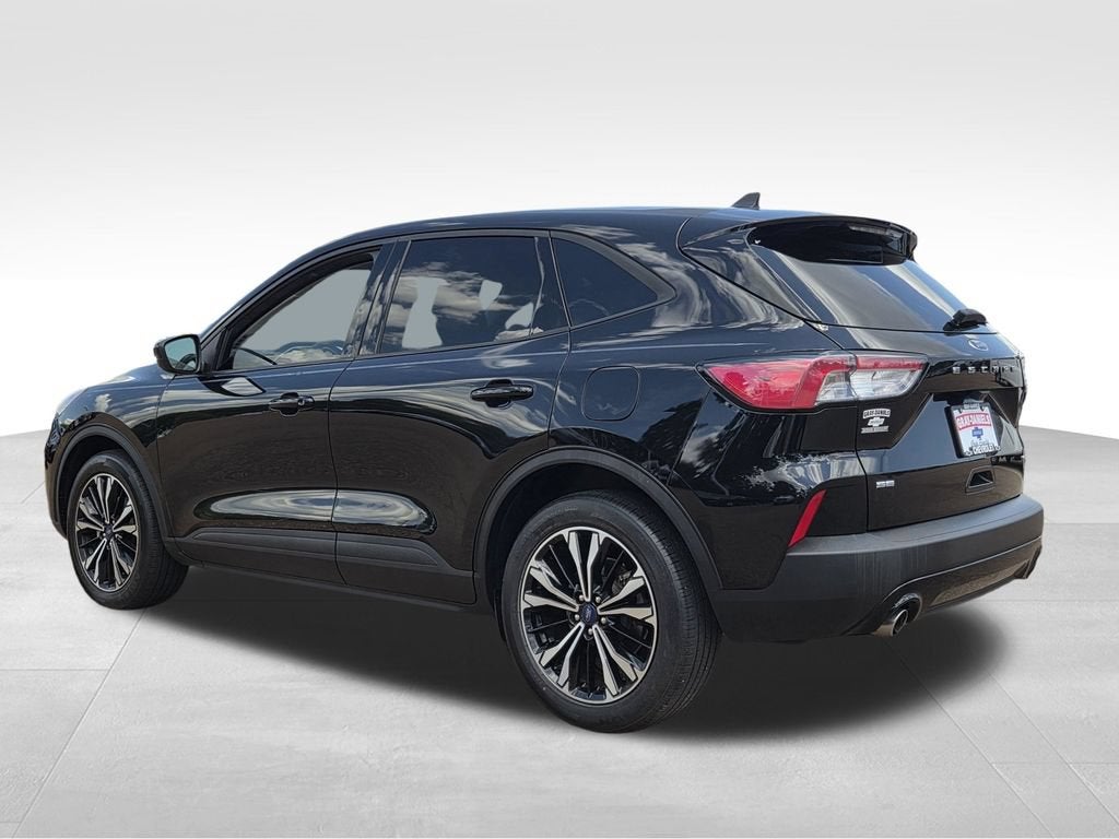 2021 Ford Escape SE Hybrid