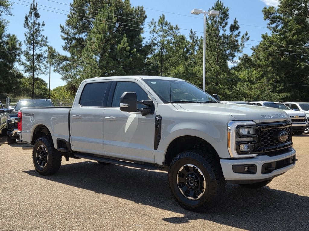 2025 Ford F-250 XLT