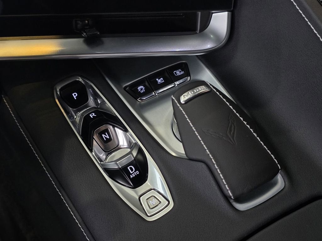 2025 Chevrolet Corvette Stingray 2LT
