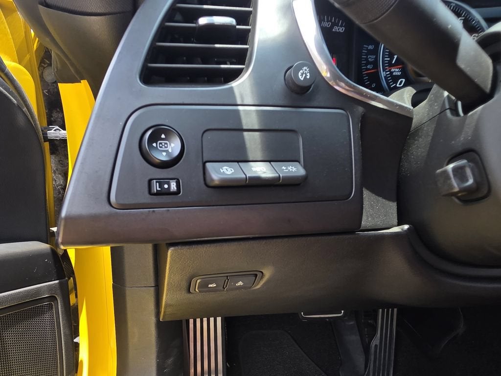 2015 Chevrolet Corvette Stingray Z51 2LT