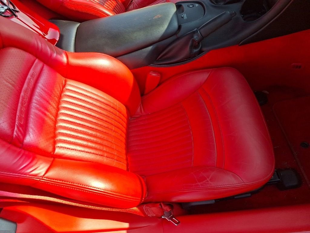 2004 Chevrolet Corvette NA