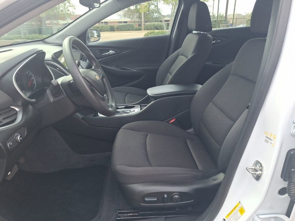 2023 Chevrolet Malibu FL