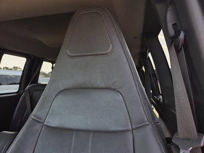 2023 Chevrolet Express Passenger 3500 LS