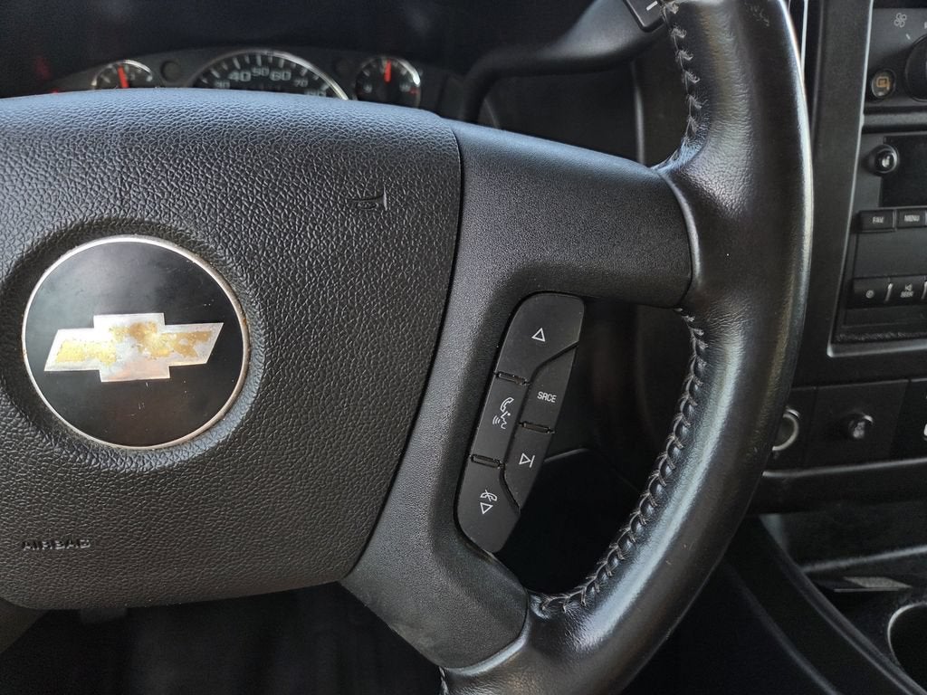 2023 Chevrolet Express Passenger 3500 LS