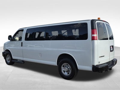 2023 Chevrolet Express Passenger 3500 LS