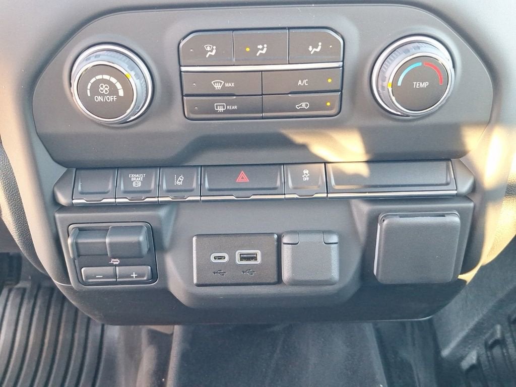 2025 Chevrolet Silverado 3500 HD Chassis Cab Work Truck