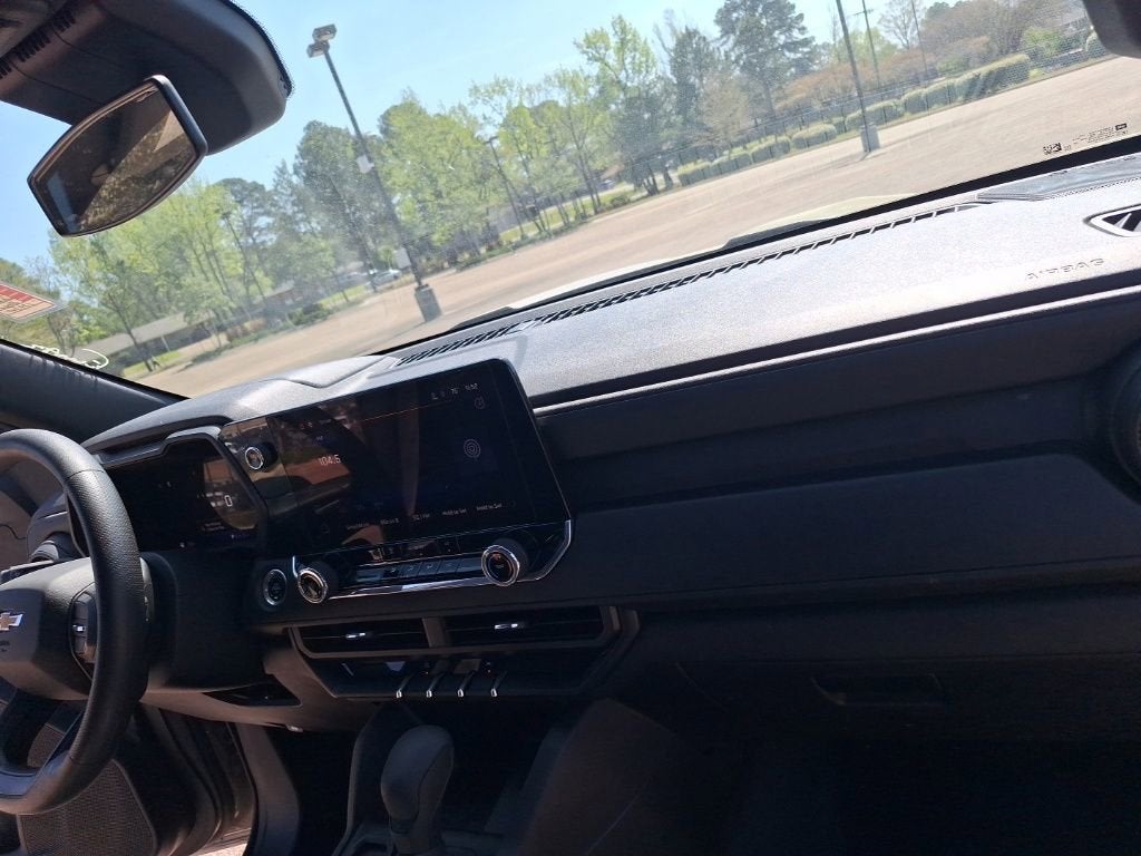 2024 Chevrolet Colorado WT