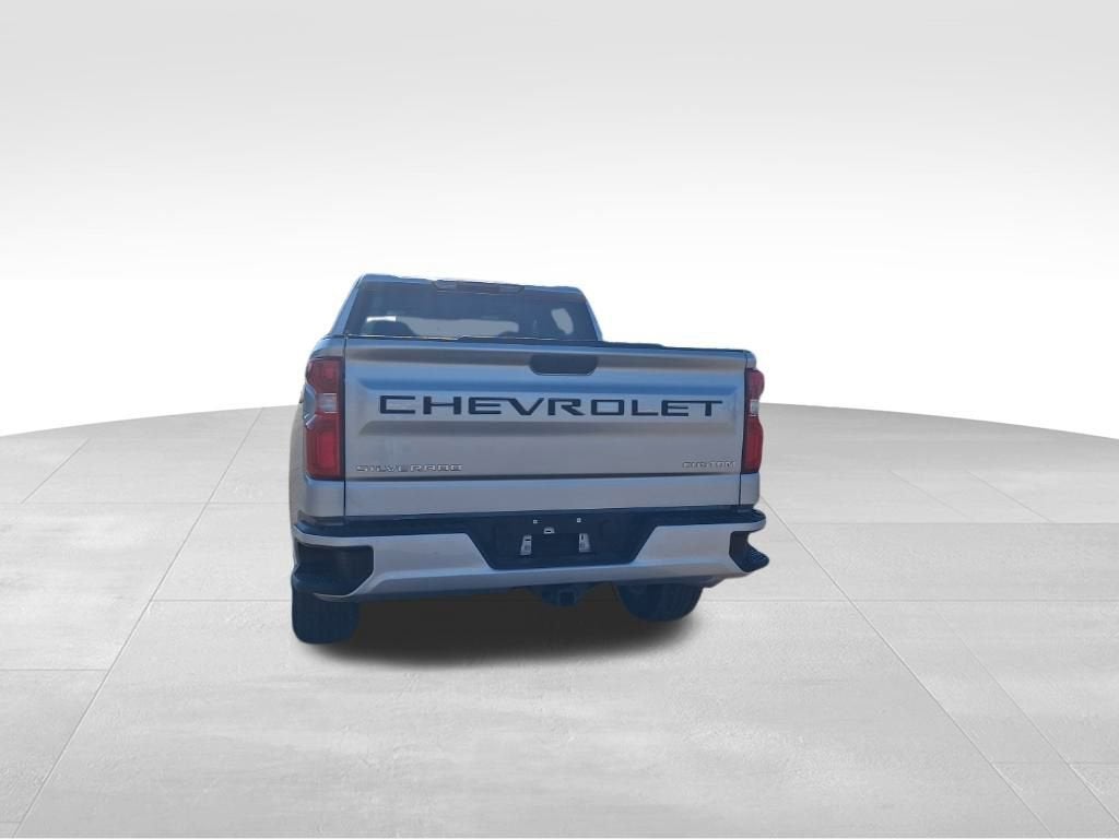 2022 Chevrolet Silverado 1500 LTD Custom