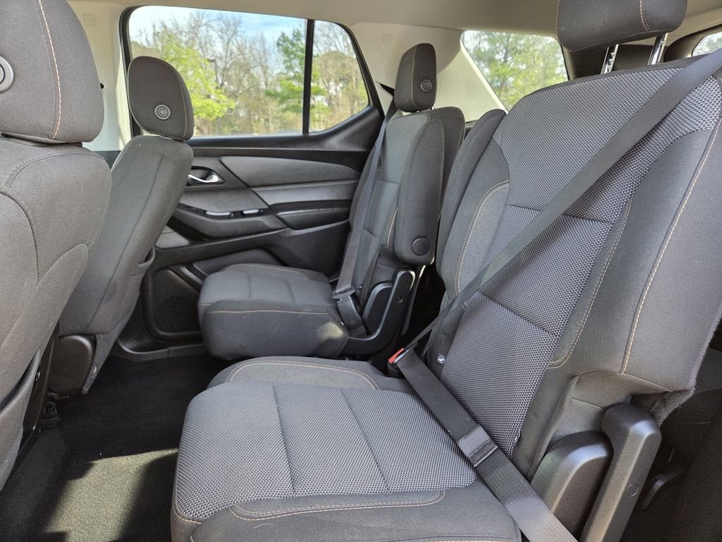 2018 Chevrolet Traverse LT Cloth