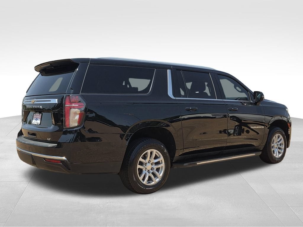 2022 Chevrolet Suburban LT