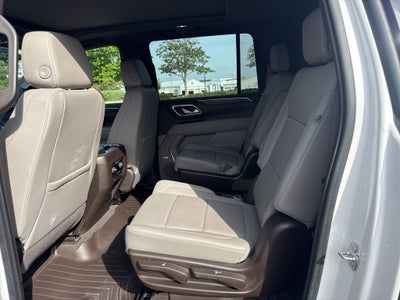 2022 Chevrolet Suburban LT