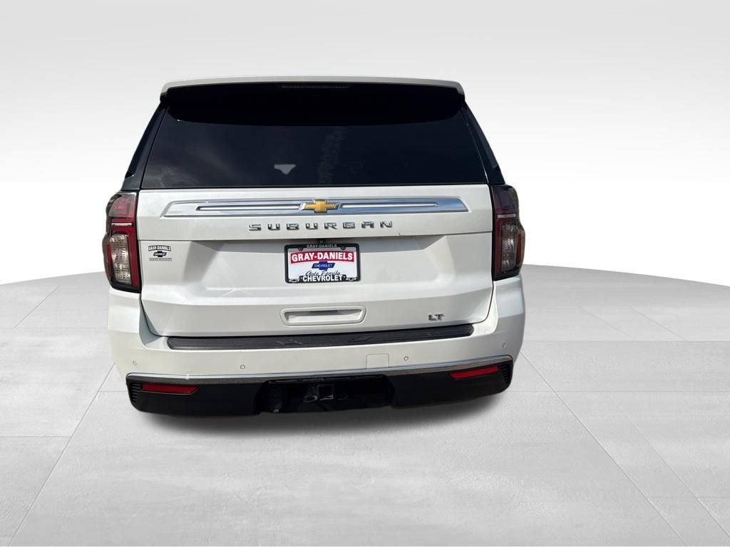 2022 Chevrolet Suburban LT