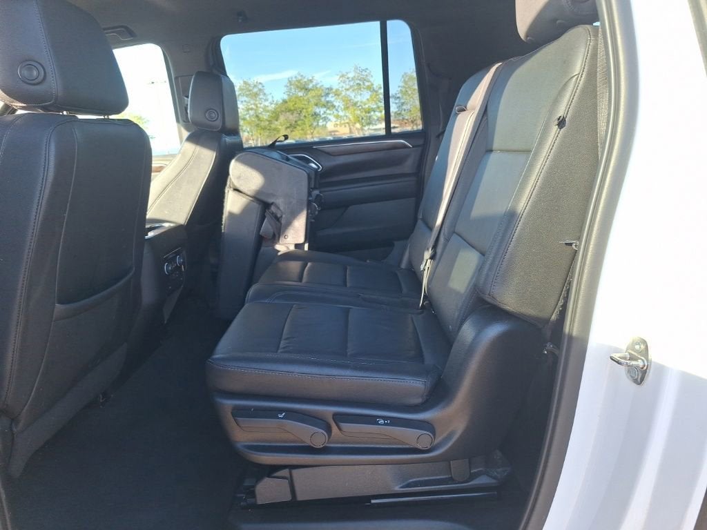 2022 Chevrolet Suburban LT