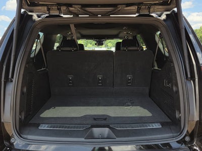 2023 Chevrolet Suburban High Country