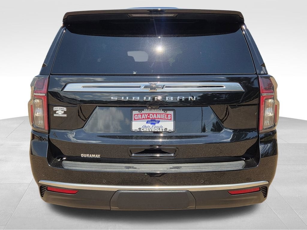 2023 Chevrolet Suburban High Country