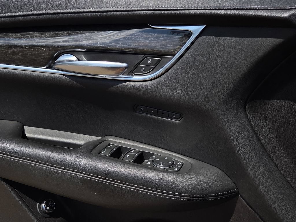 2021 Cadillac XT5 FWD Premium Luxury