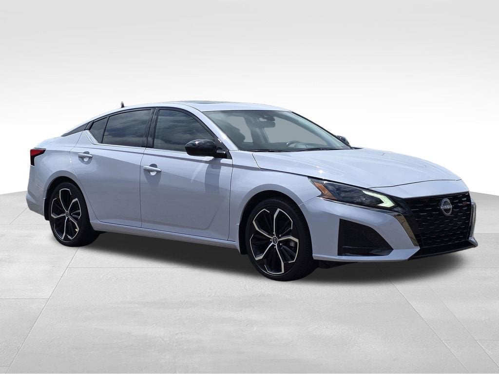 2024 Nissan Altima SR FWD