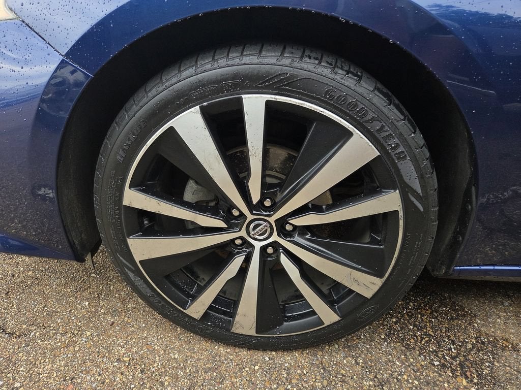 2021 Nissan Altima SR Intelligent AWD