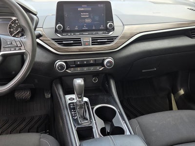 2023 Nissan Altima SV FWD
