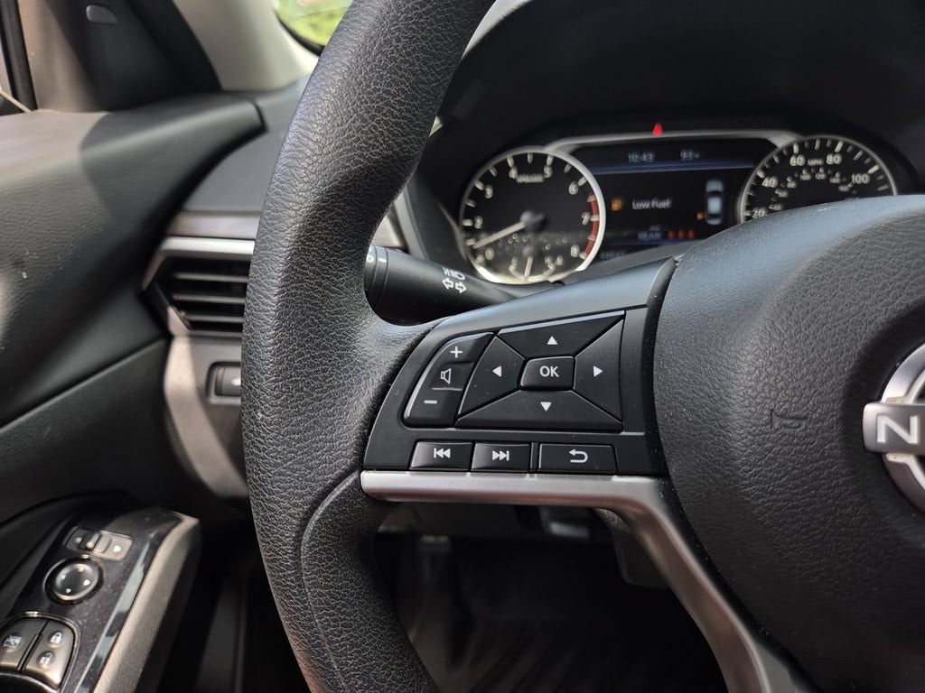 2023 Nissan Altima SV FWD