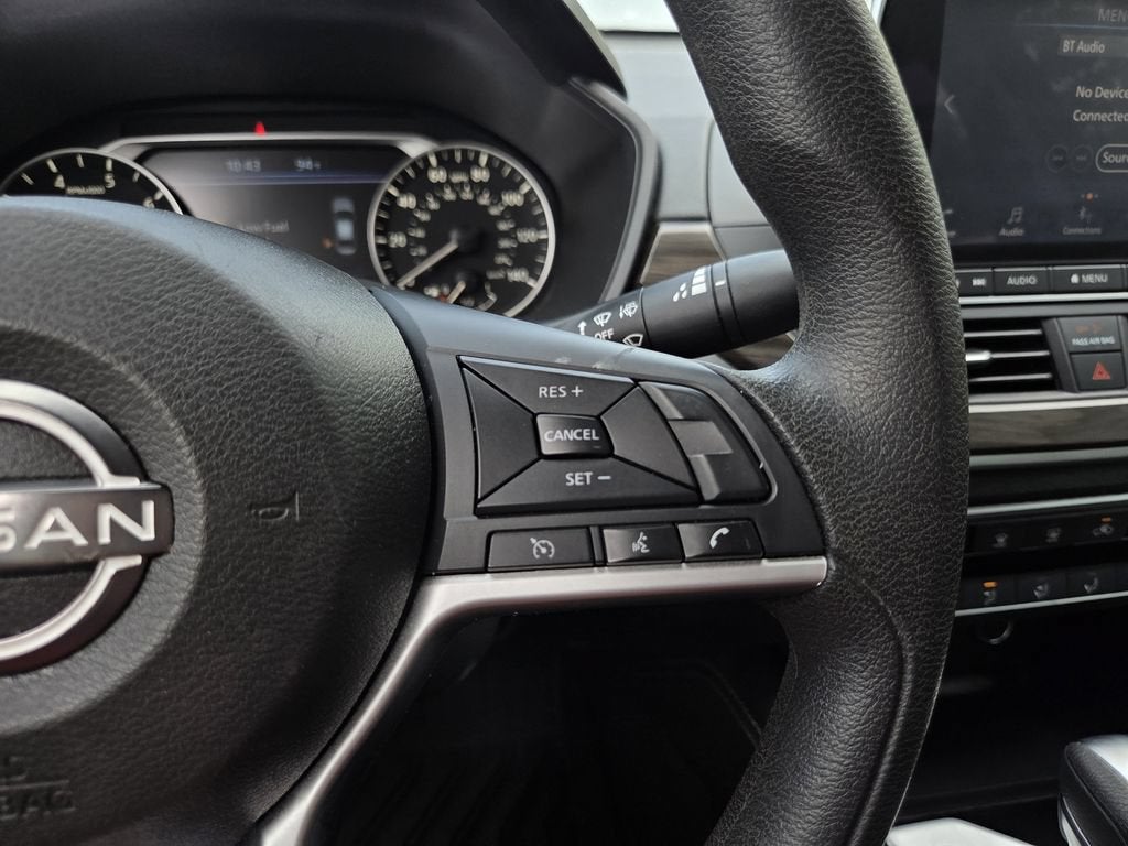 2023 Nissan Altima SV FWD