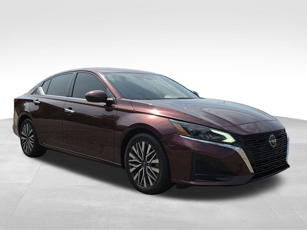 2023 Nissan Altima SV FWD
