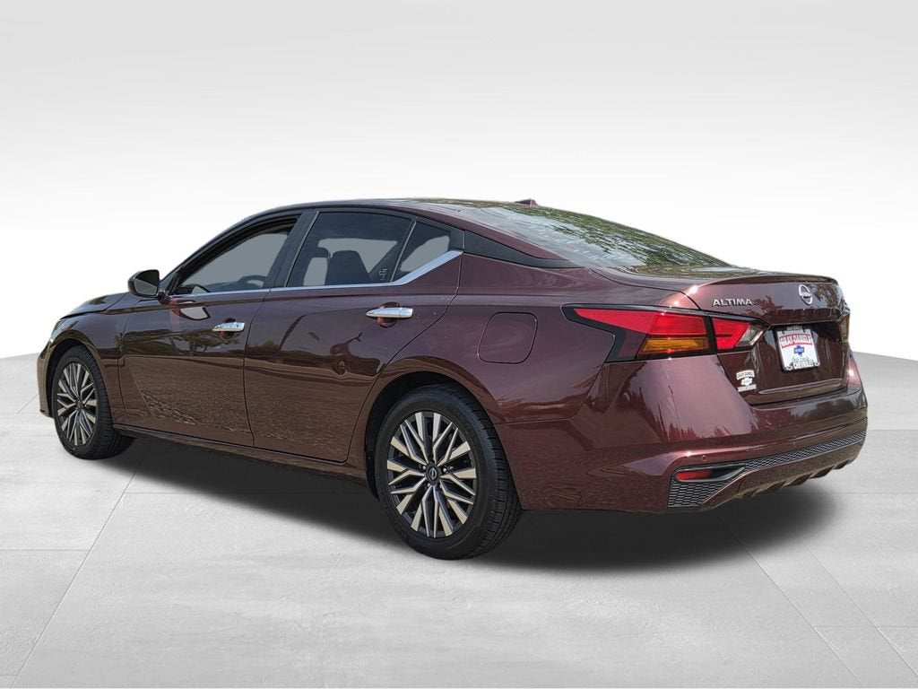2023 Nissan Altima SV FWD