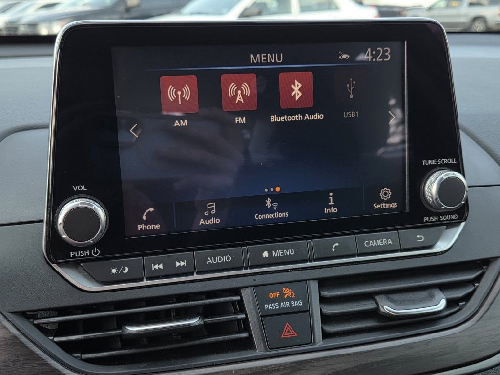 2025 Nissan Altima SV FWD