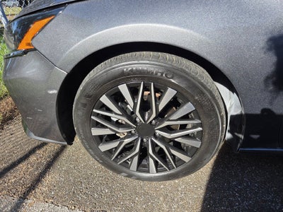2025 Nissan Altima SV FWD