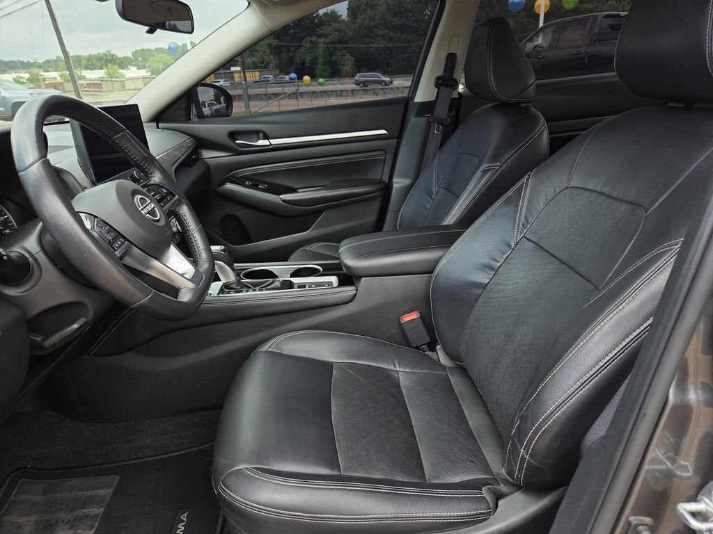 2023 Nissan Altima SL FWD