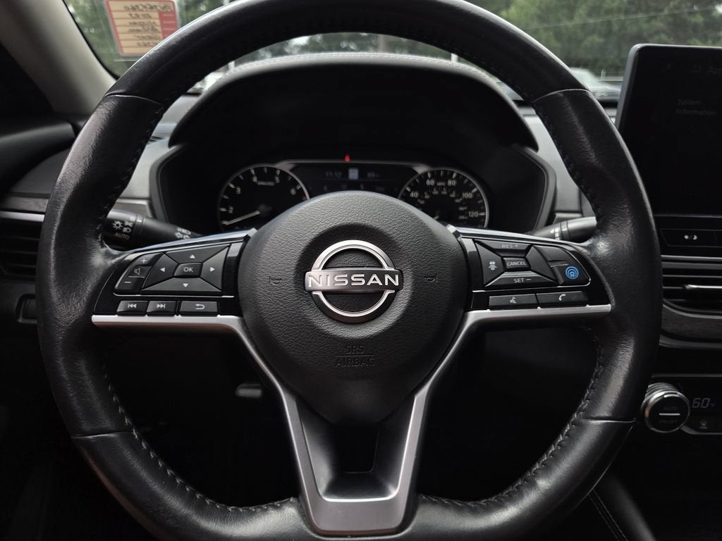 2023 Nissan Altima SL FWD