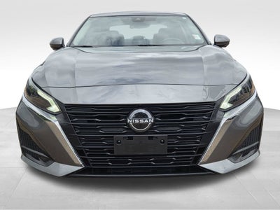 2023 Nissan Altima SL FWD