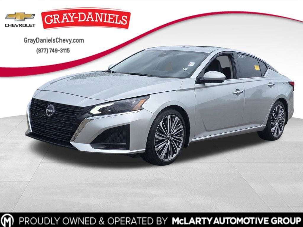 2024 Nissan Altima SL FWD