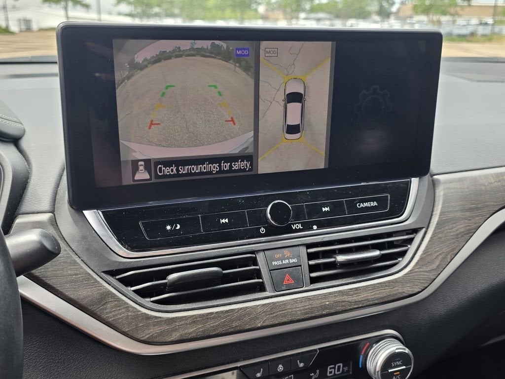 2024 Nissan Altima SL FWD