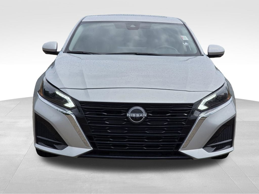 2024 Nissan Altima SL FWD
