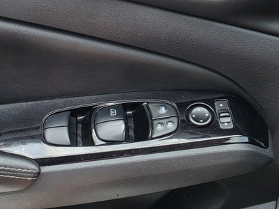2024 Nissan Altima SL FWD