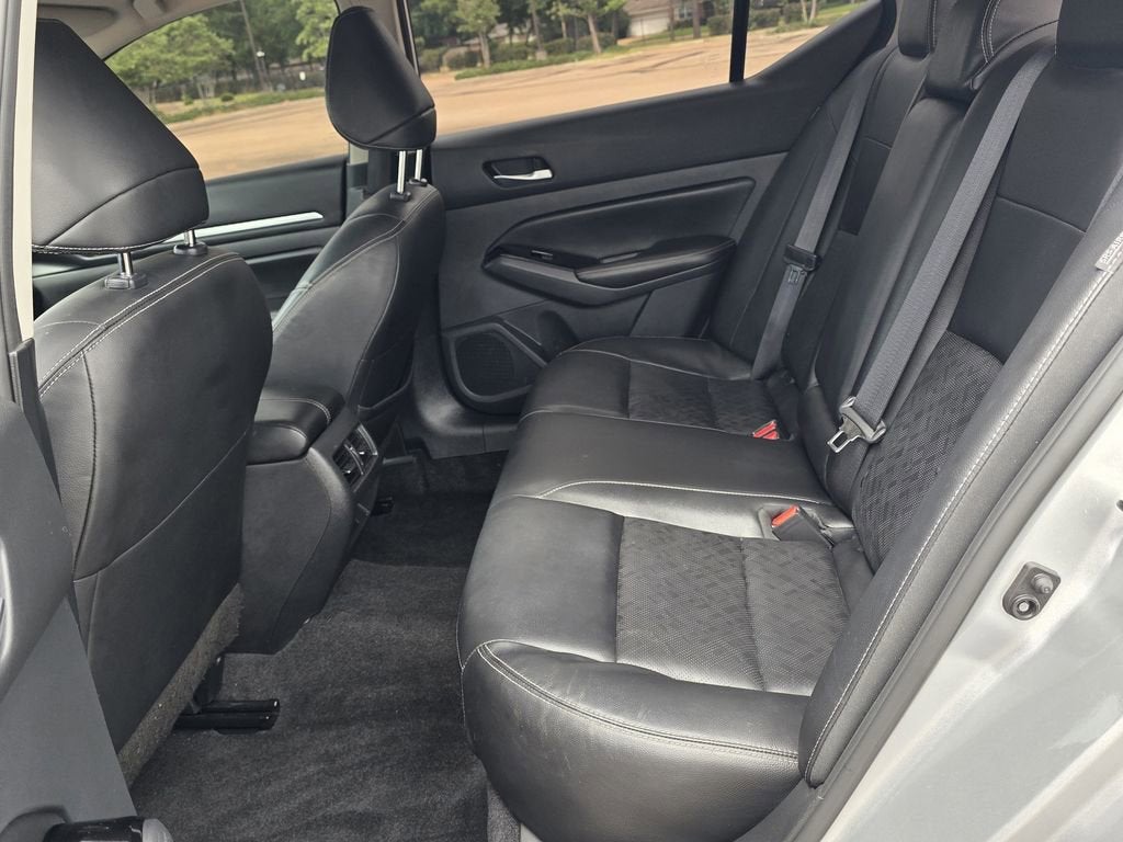 2024 Nissan Altima SL FWD