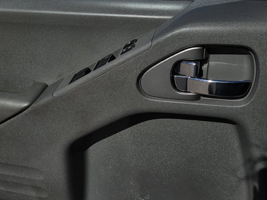 2018 Nissan Frontier SV V6