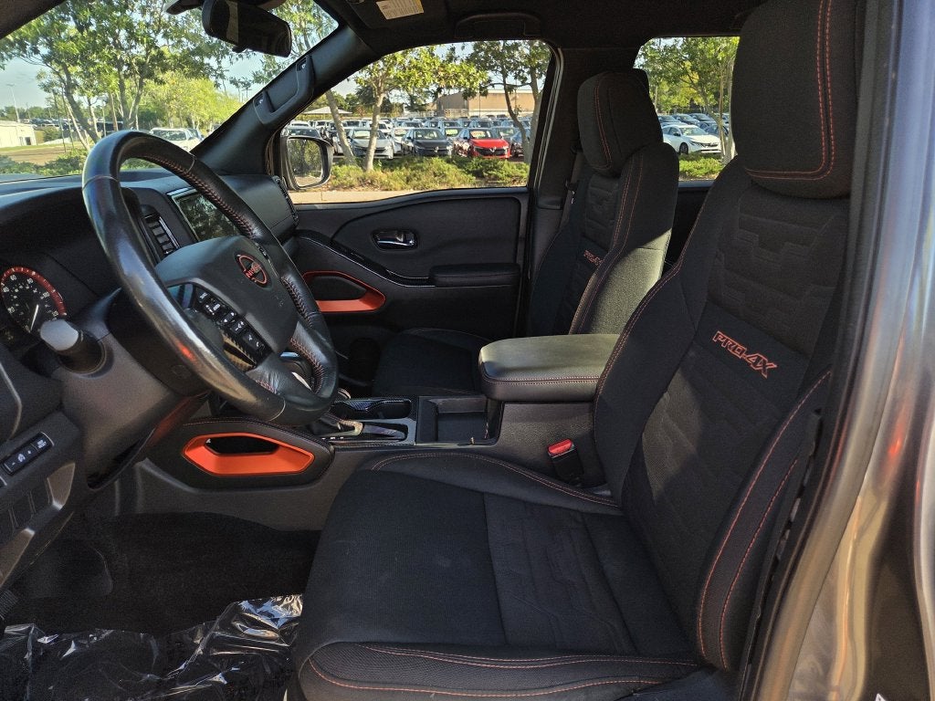 2022 Nissan Frontier Crew Cab PRO-4X 4x4