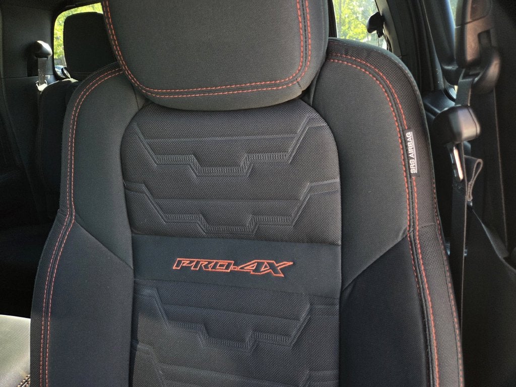 2022 Nissan Frontier Crew Cab PRO-4X 4x4