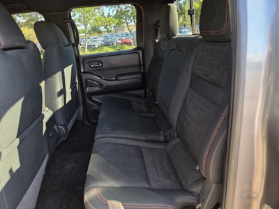 2022 Nissan Frontier Crew Cab PRO-4X 4x4