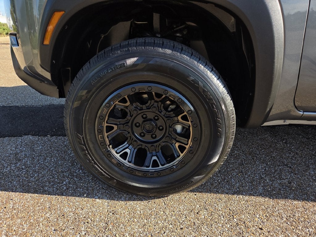 2022 Nissan Frontier Crew Cab PRO-4X 4x4
