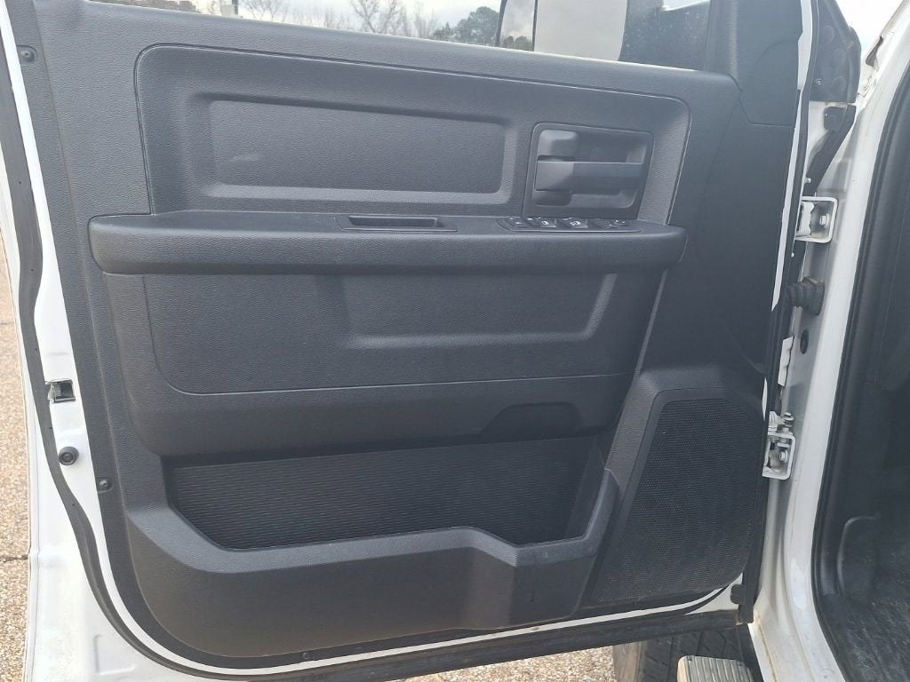 2020 RAM 2500 Tradesman Crew Cab 4x4 6'4" Box